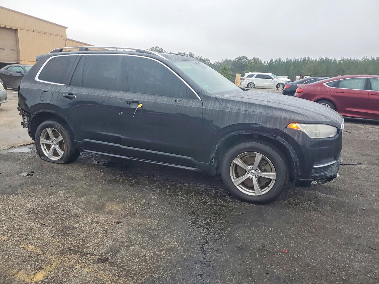 Volvo XC90 T5