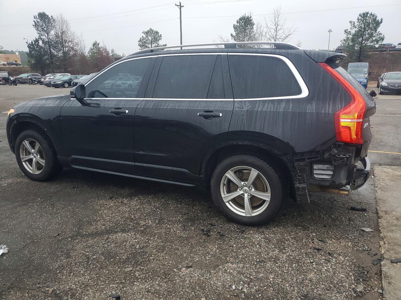 Volvo XC90 T5