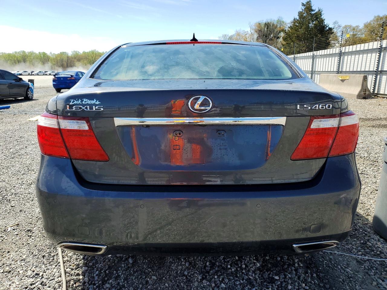 Lexus LS Base