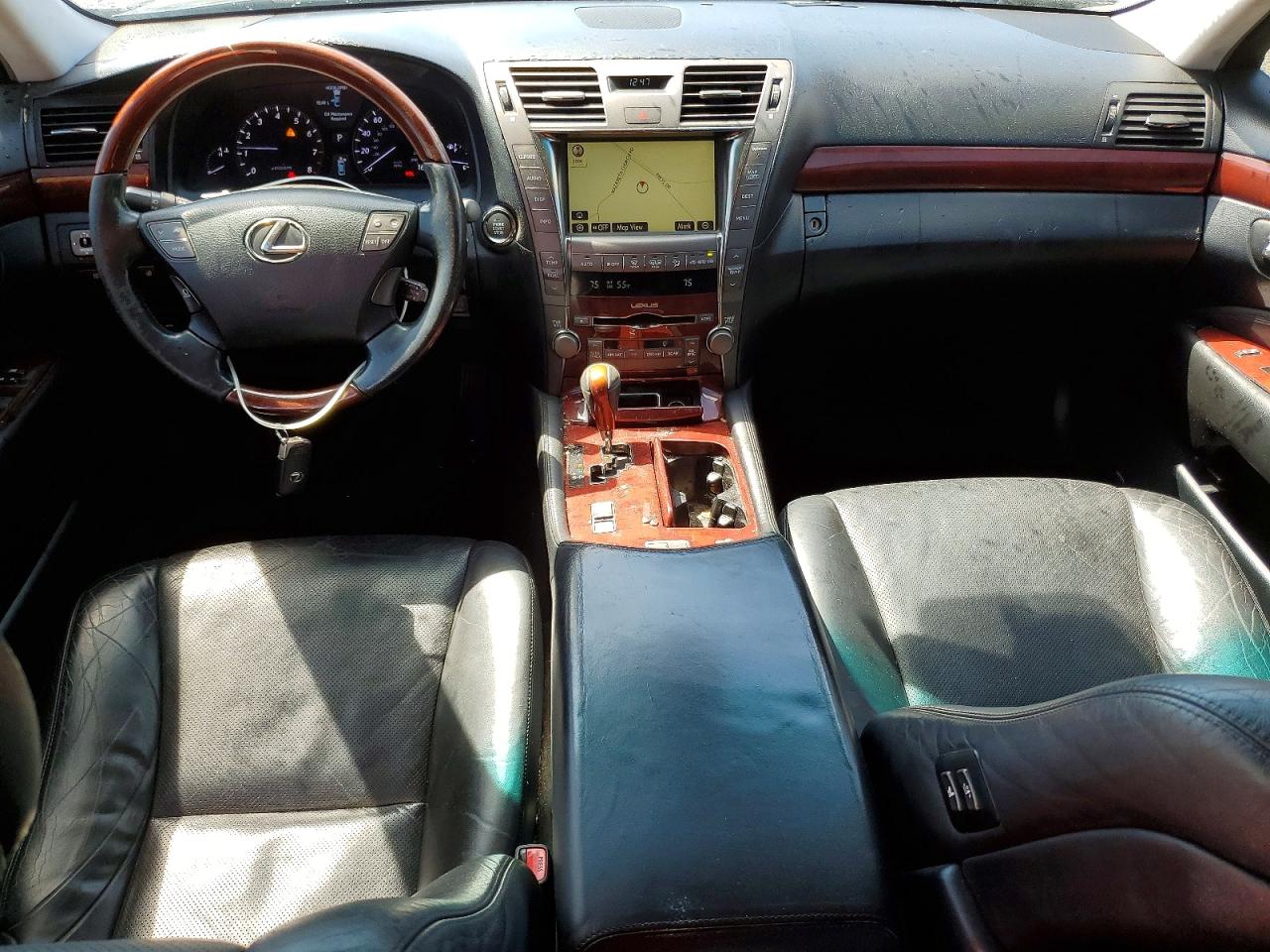 Lexus LS Base