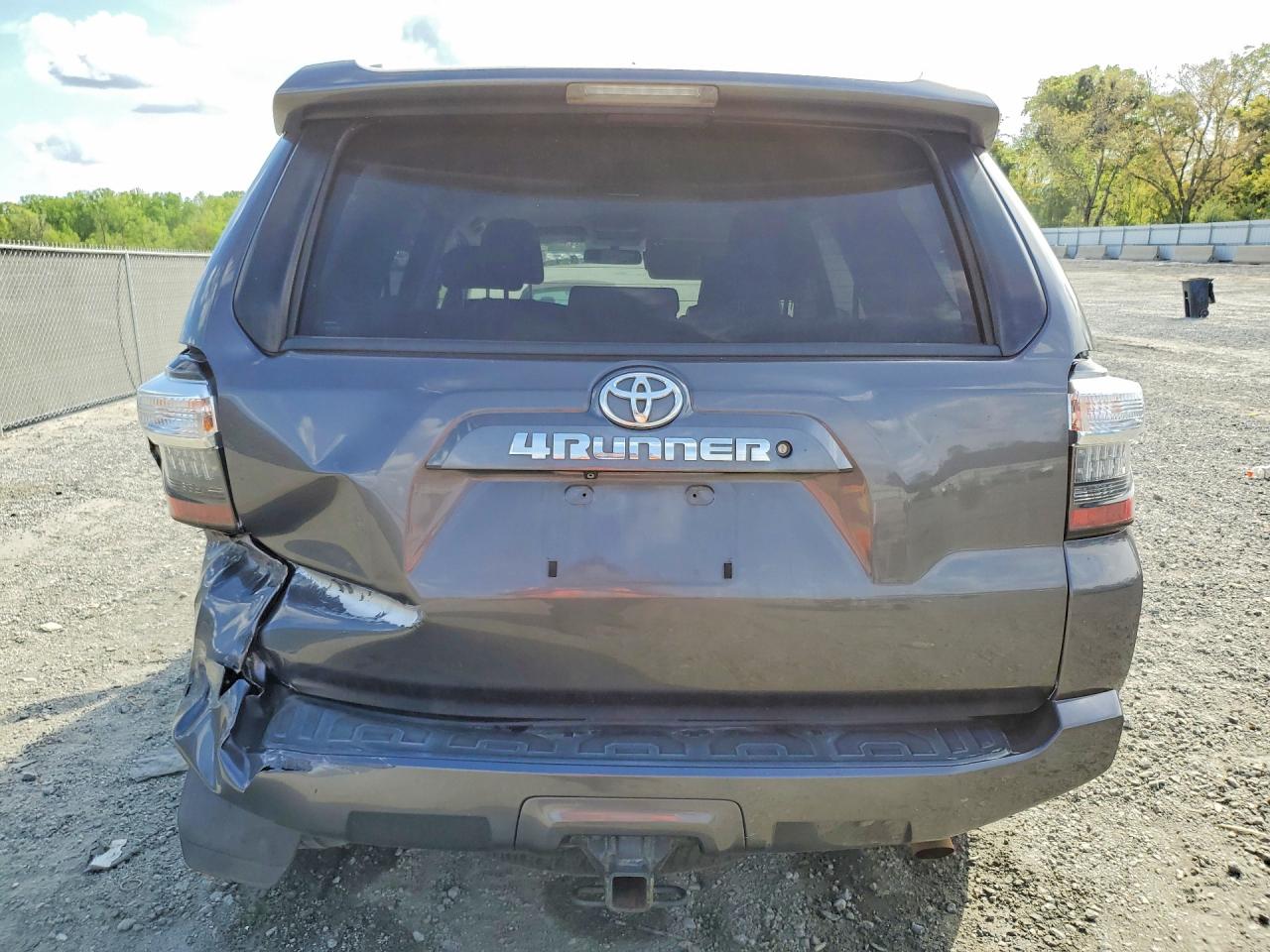 Toyota 4Runner Sr5