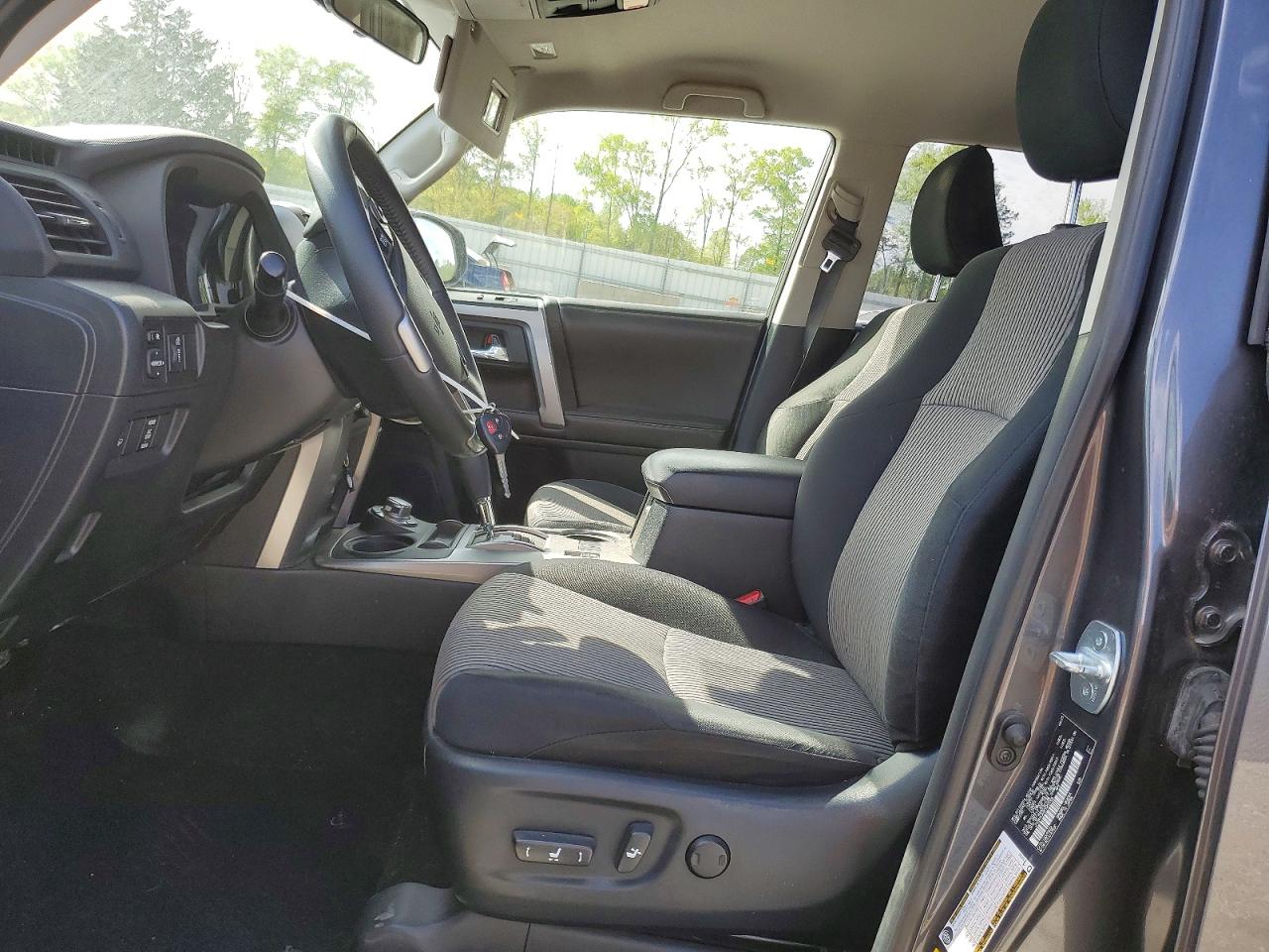 Toyota 4Runner Sr5
