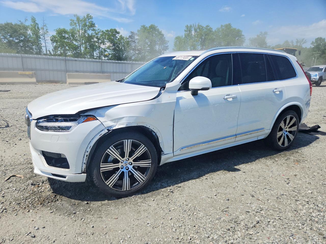 Salvage Volvo XC90 Image
