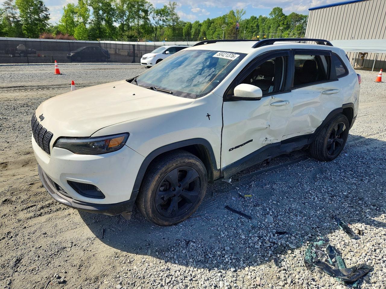 Salvage Jeep Grand Cherokee Image