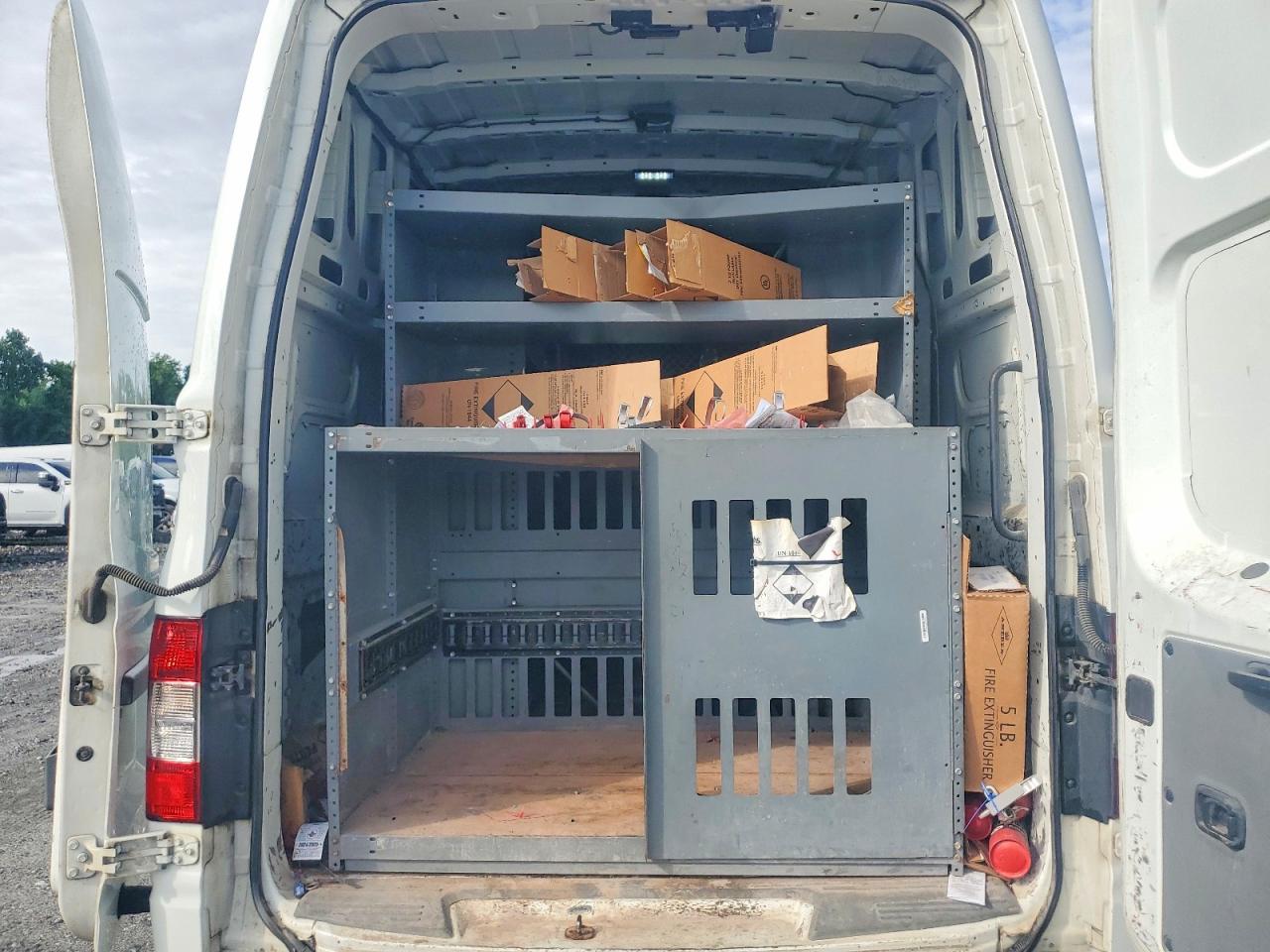 Nissan Nv 2500 Hd S