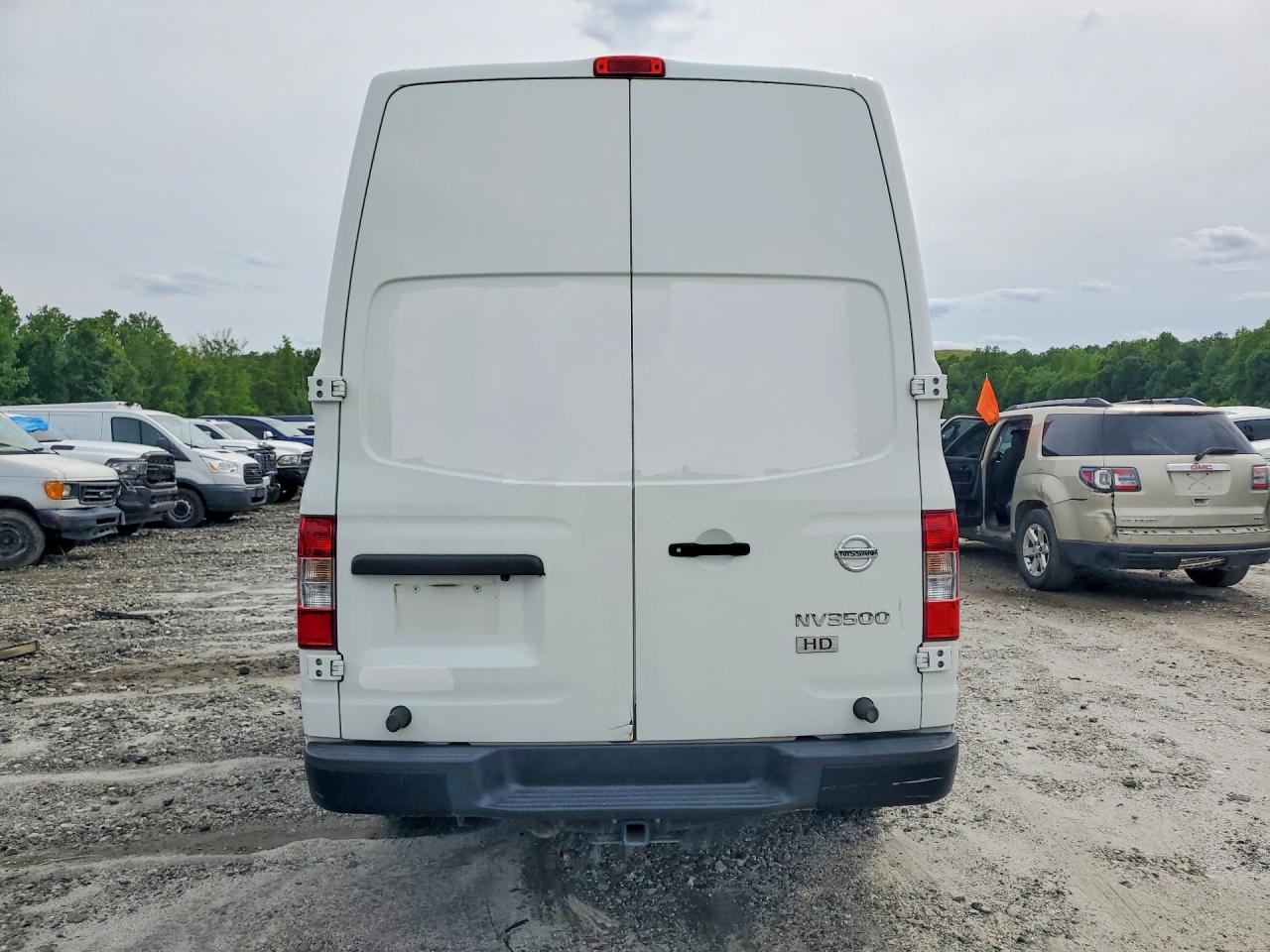 Nissan Nv 2500 Hd S
