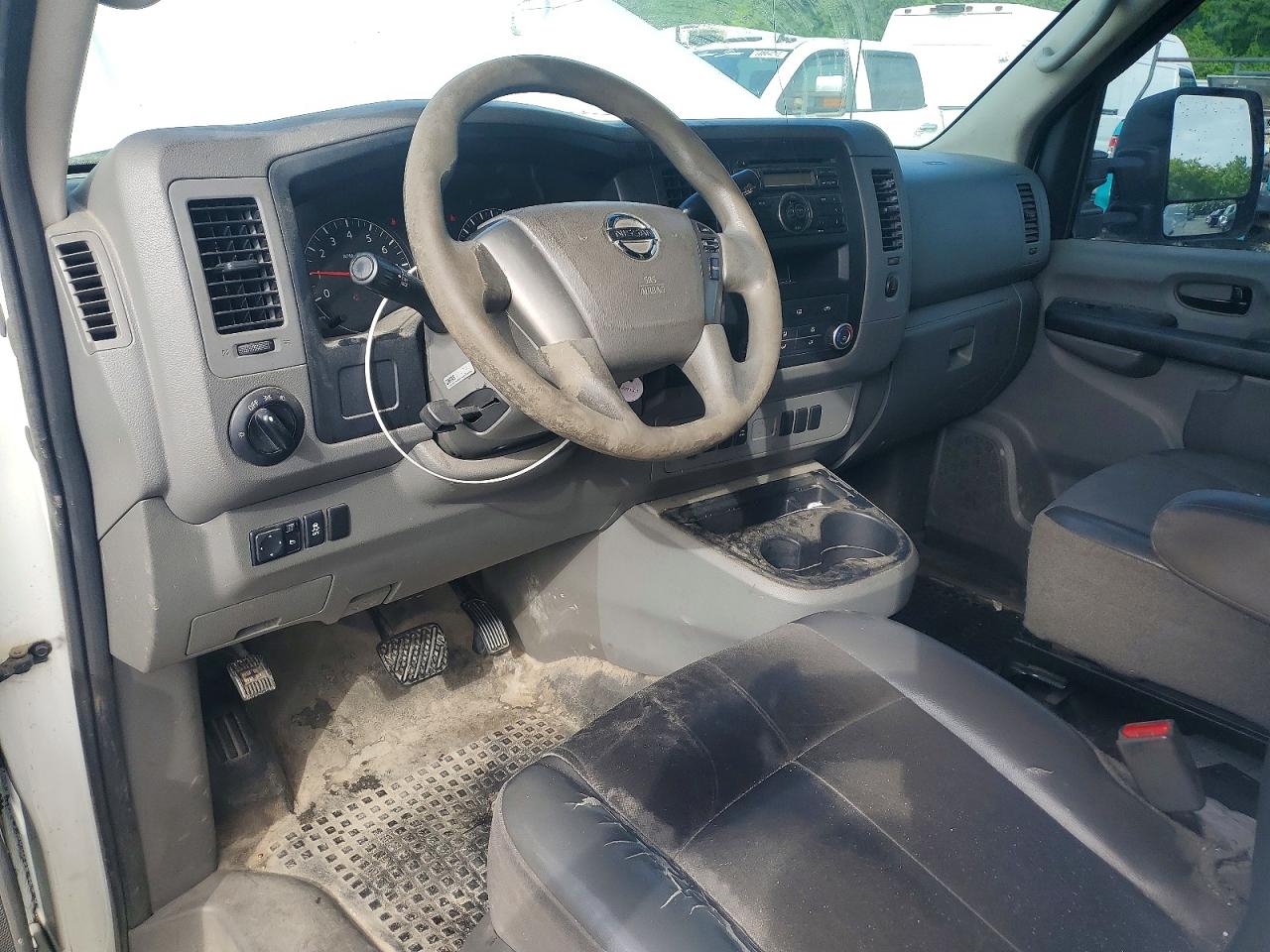 Nissan Nv 2500 Hd S
