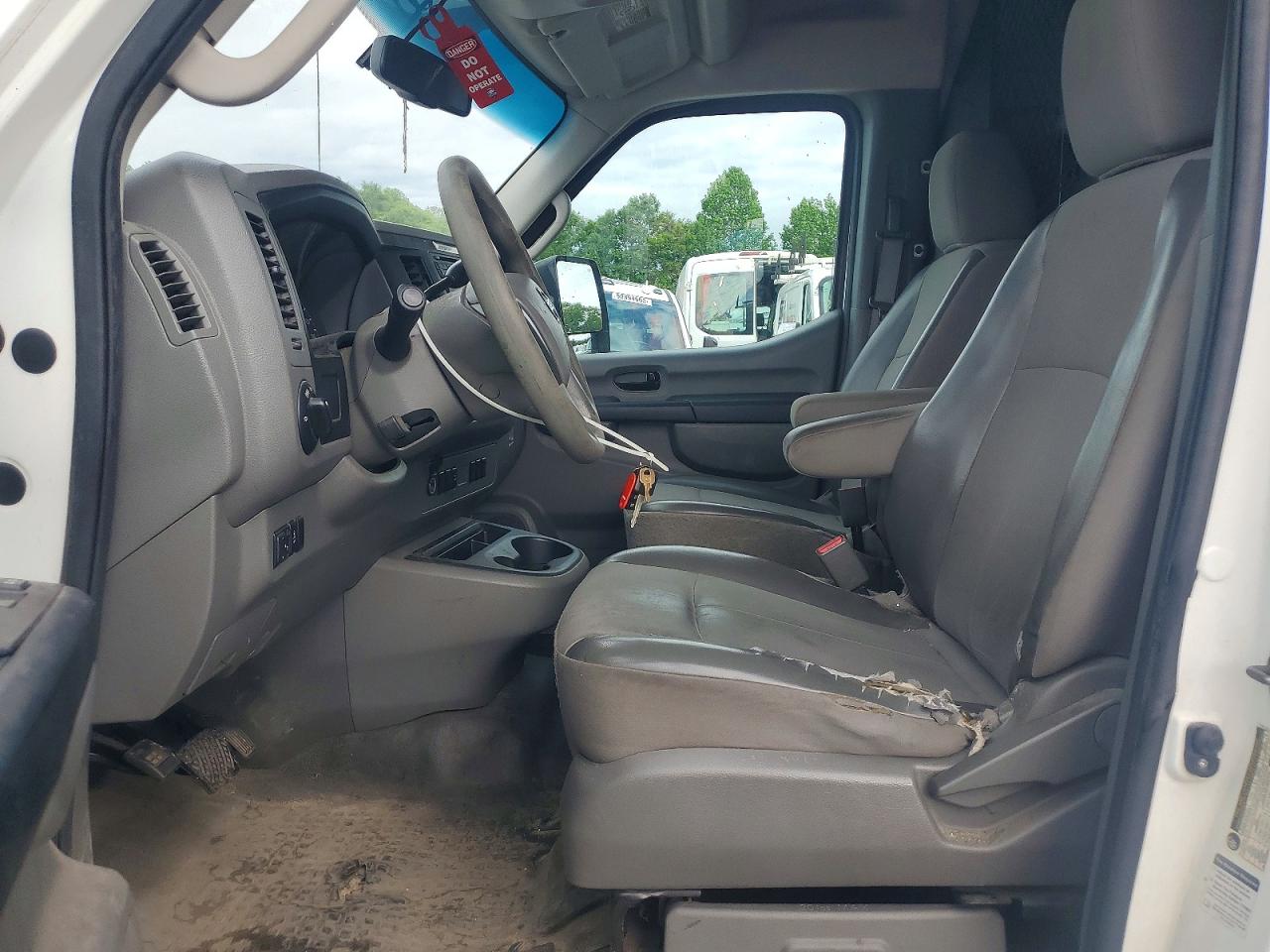 Nissan Nv 3500 Hd S