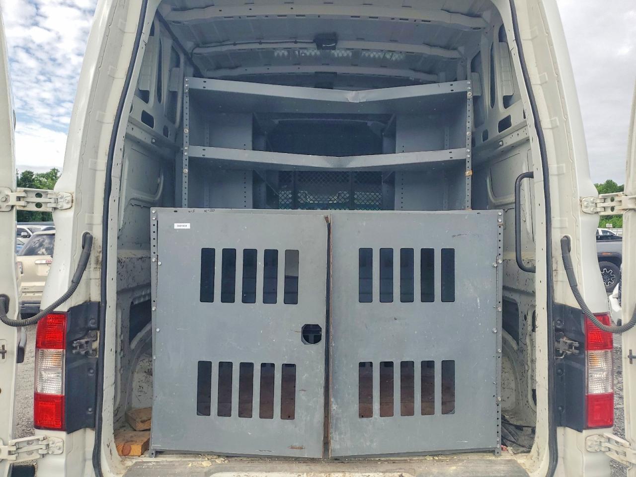 Nissan Nv 3500 Hd S