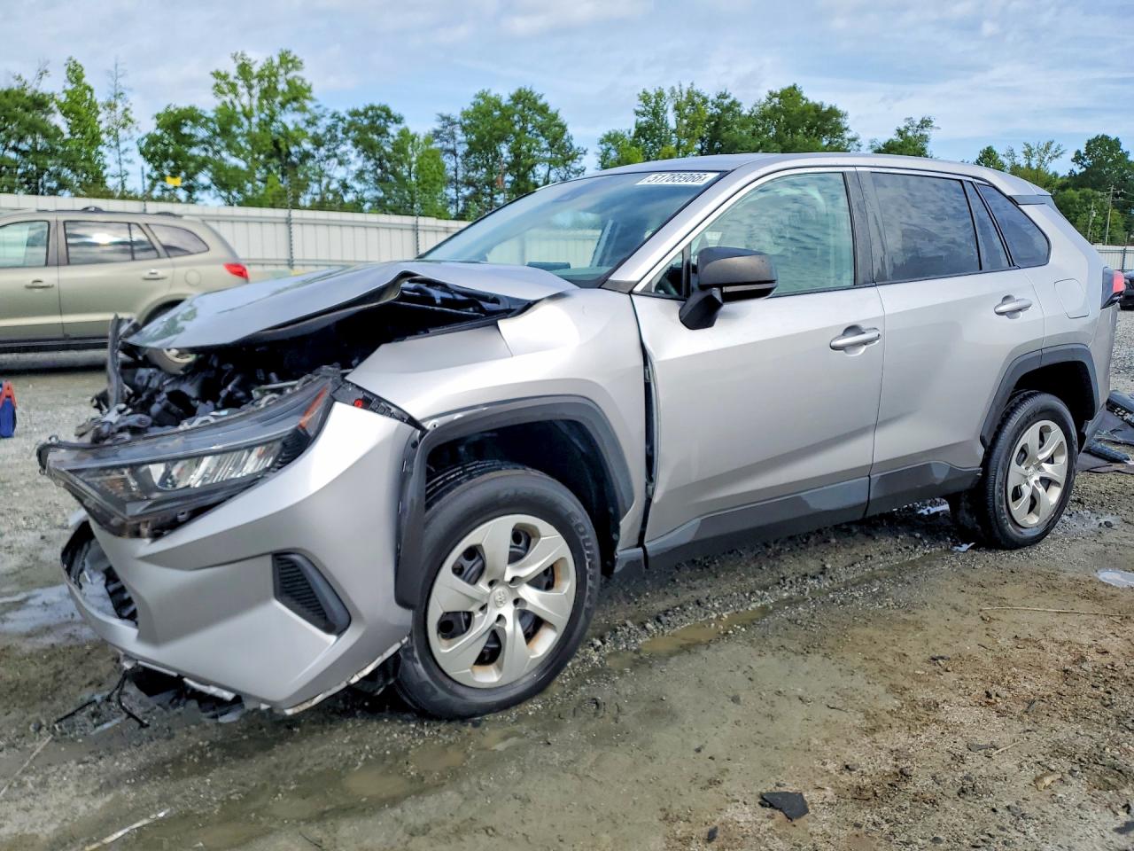 Salvage Toyota RAV4 Image