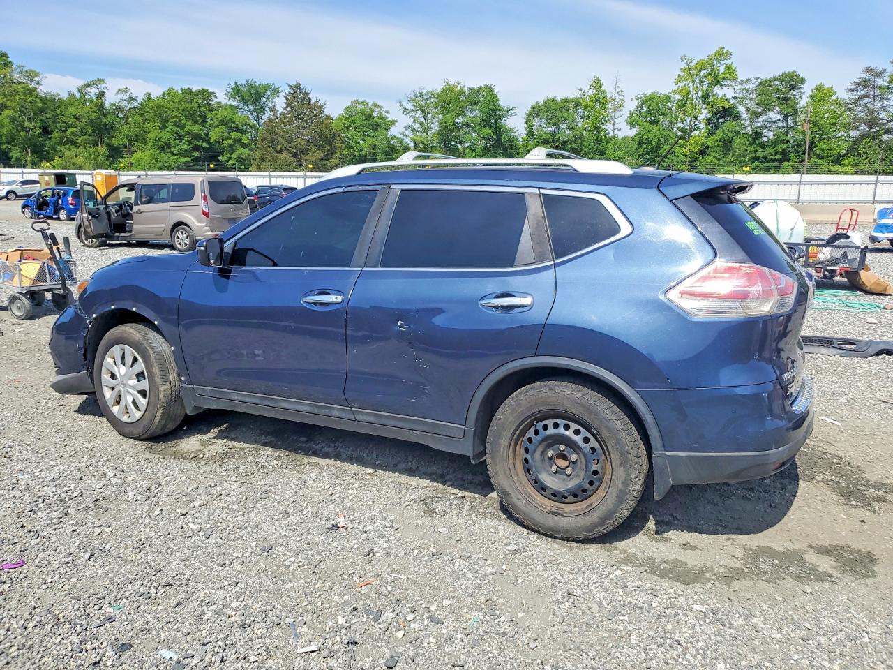 Nissan Rogue S