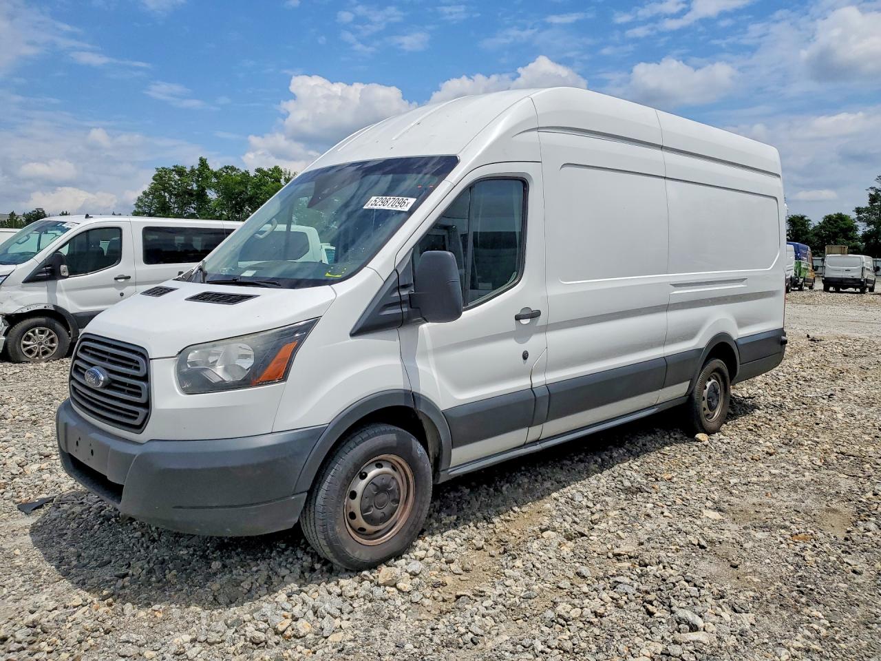 Salvage Ford Transit Image