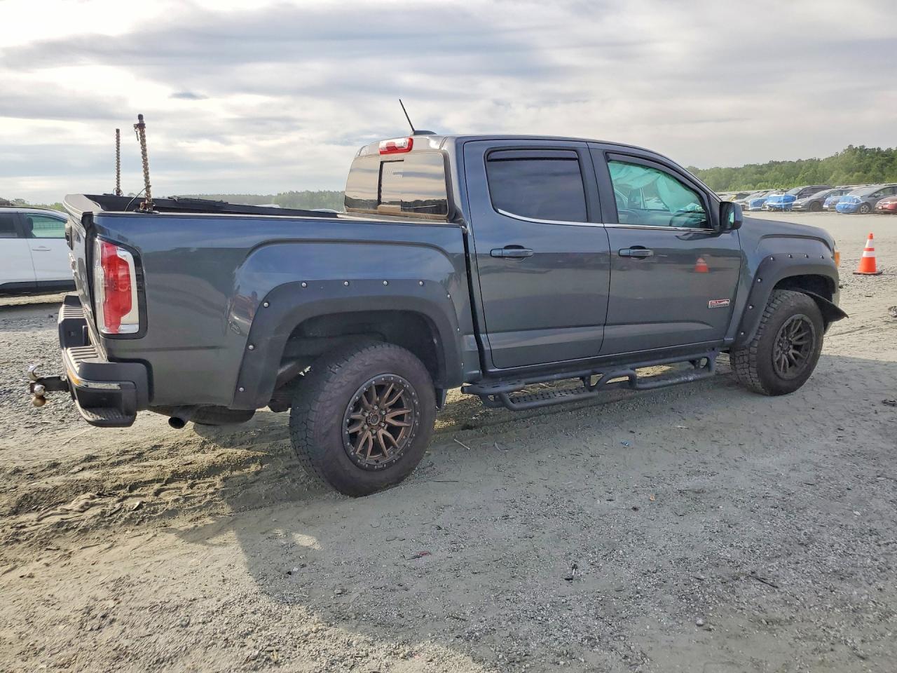 GMC Canyon Sle