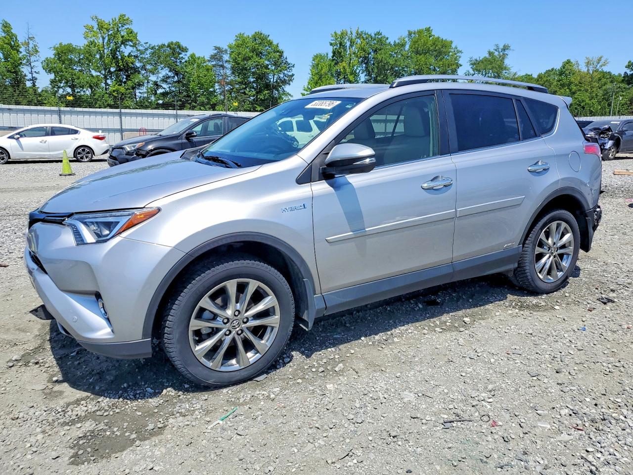 Salvage Toyota RAV4 Image
