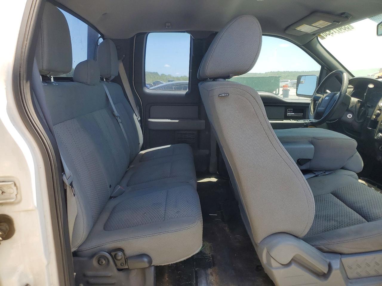 Ford F-150 Super Cab