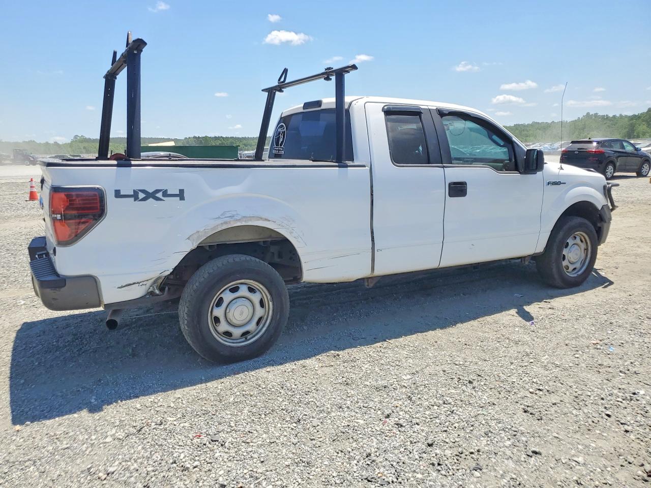 Ford F-150 Super Cab