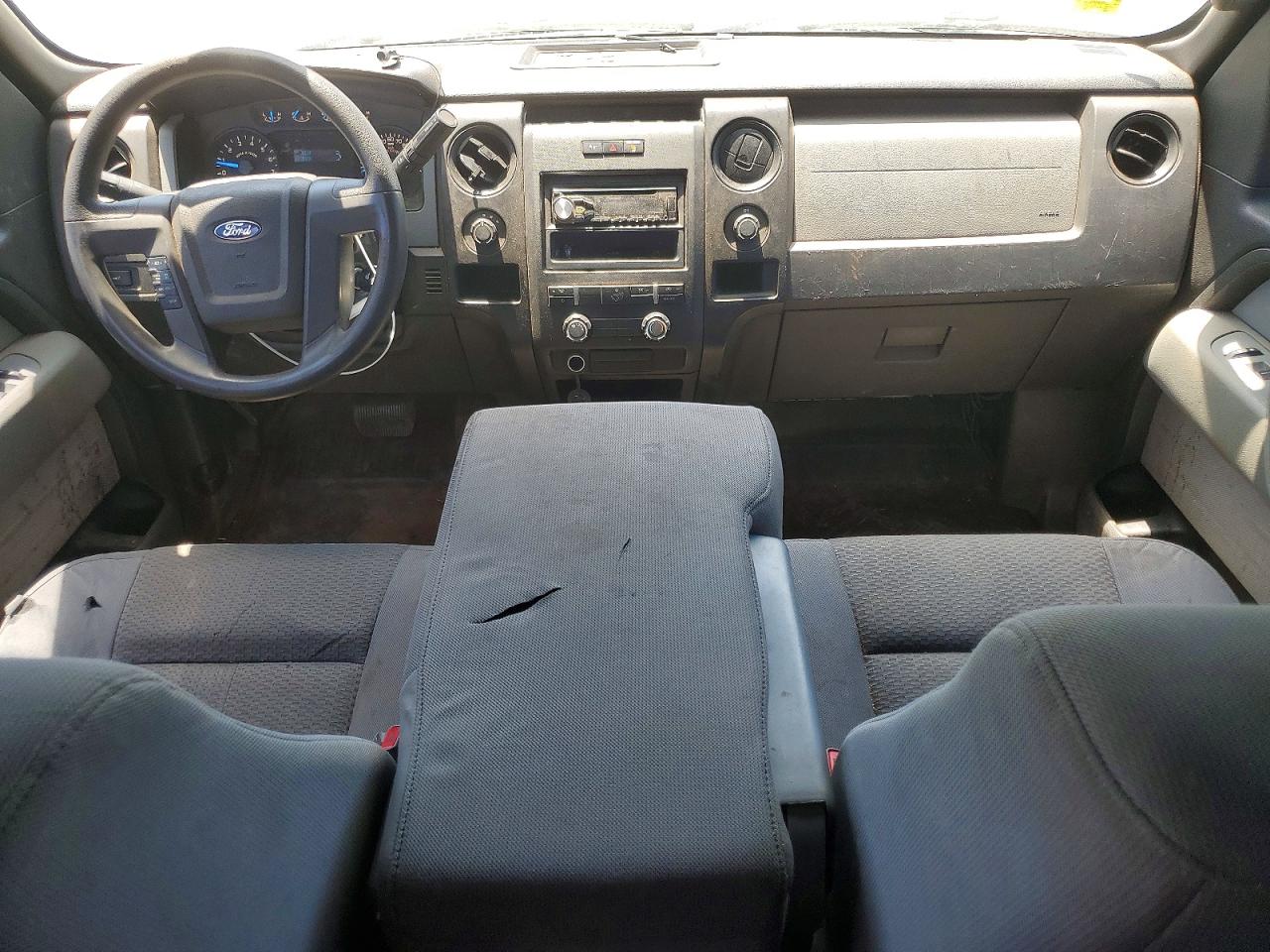 Ford F-150 Super Cab