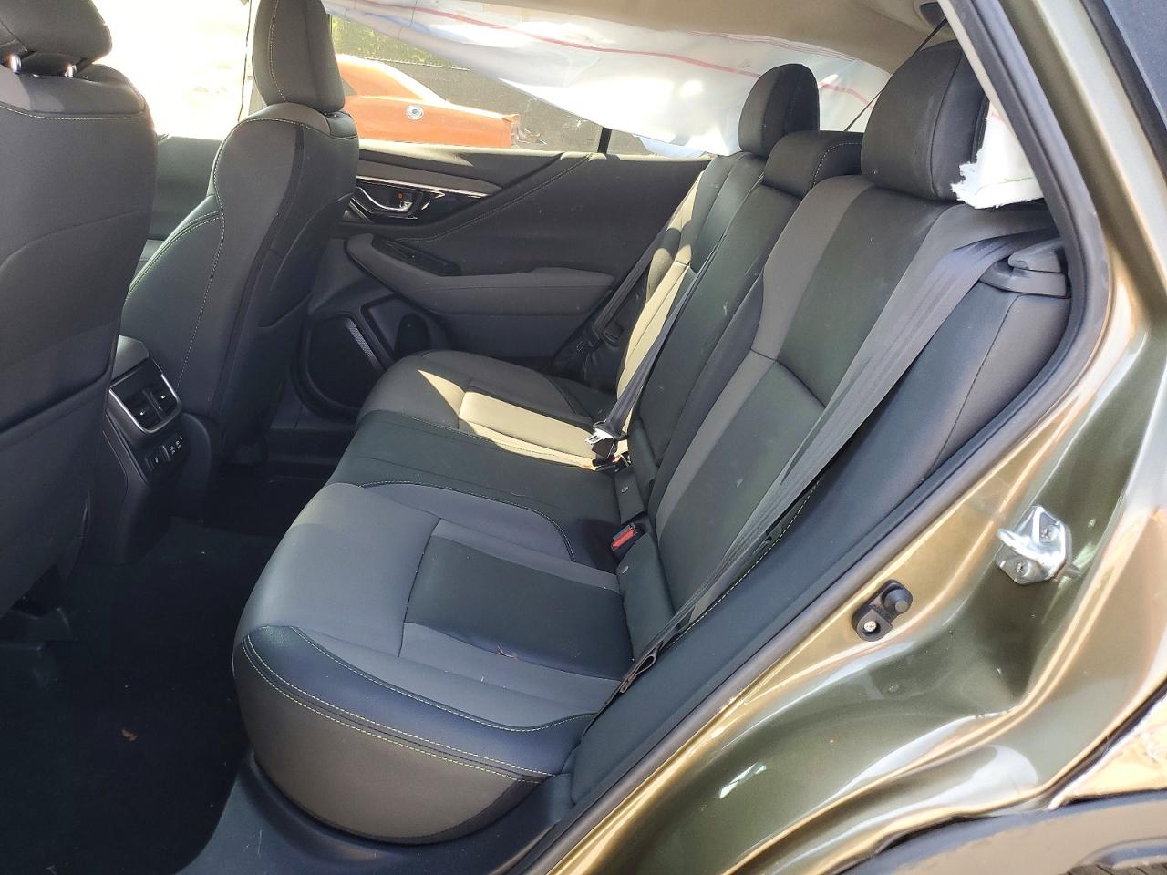 Subaru Outback Onyx Edition Xt