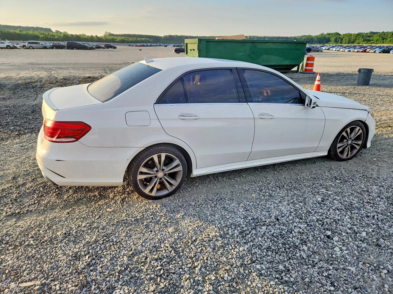 Mercedes-Benz E-Class 350