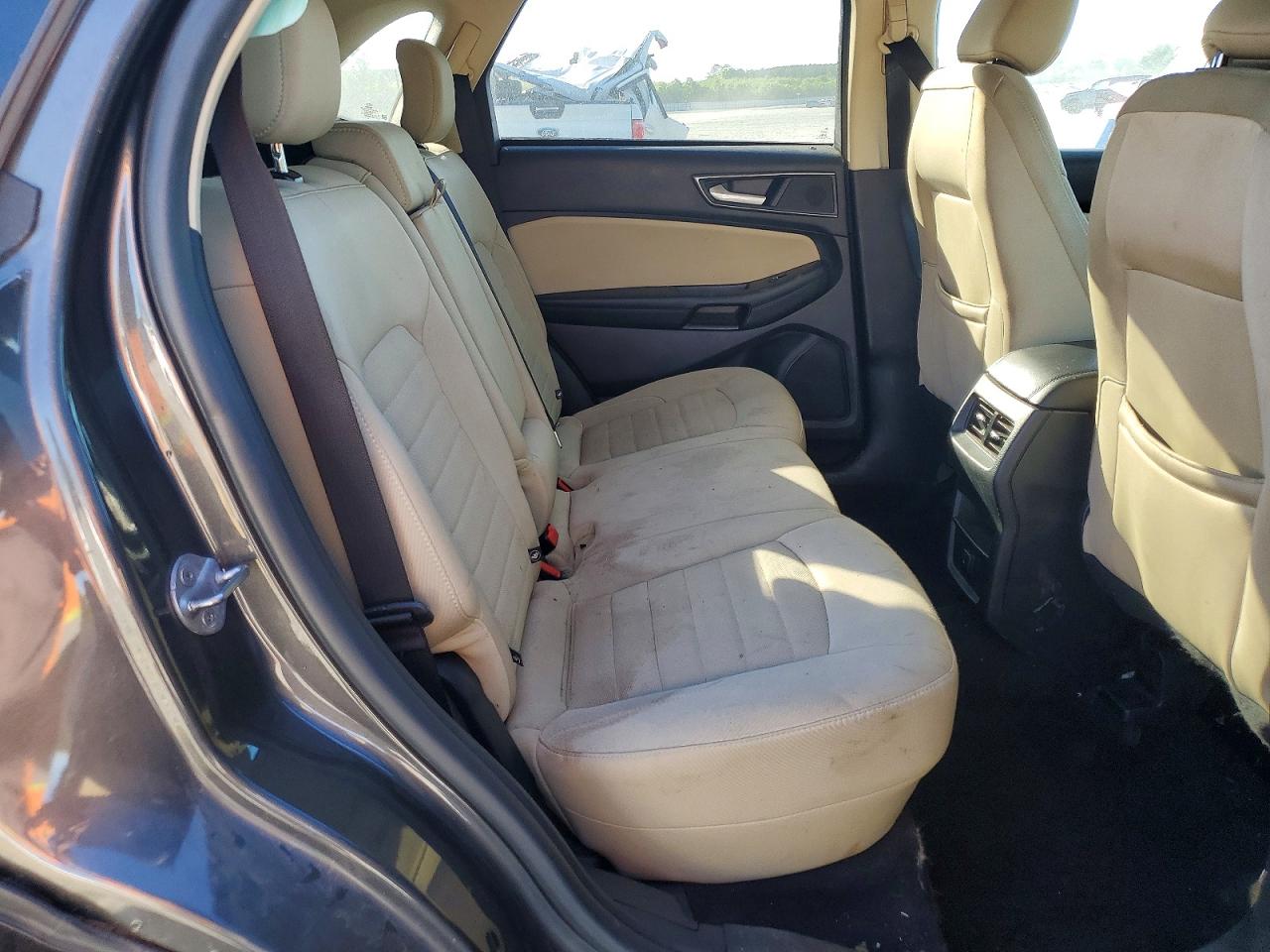 Ford Edge Se