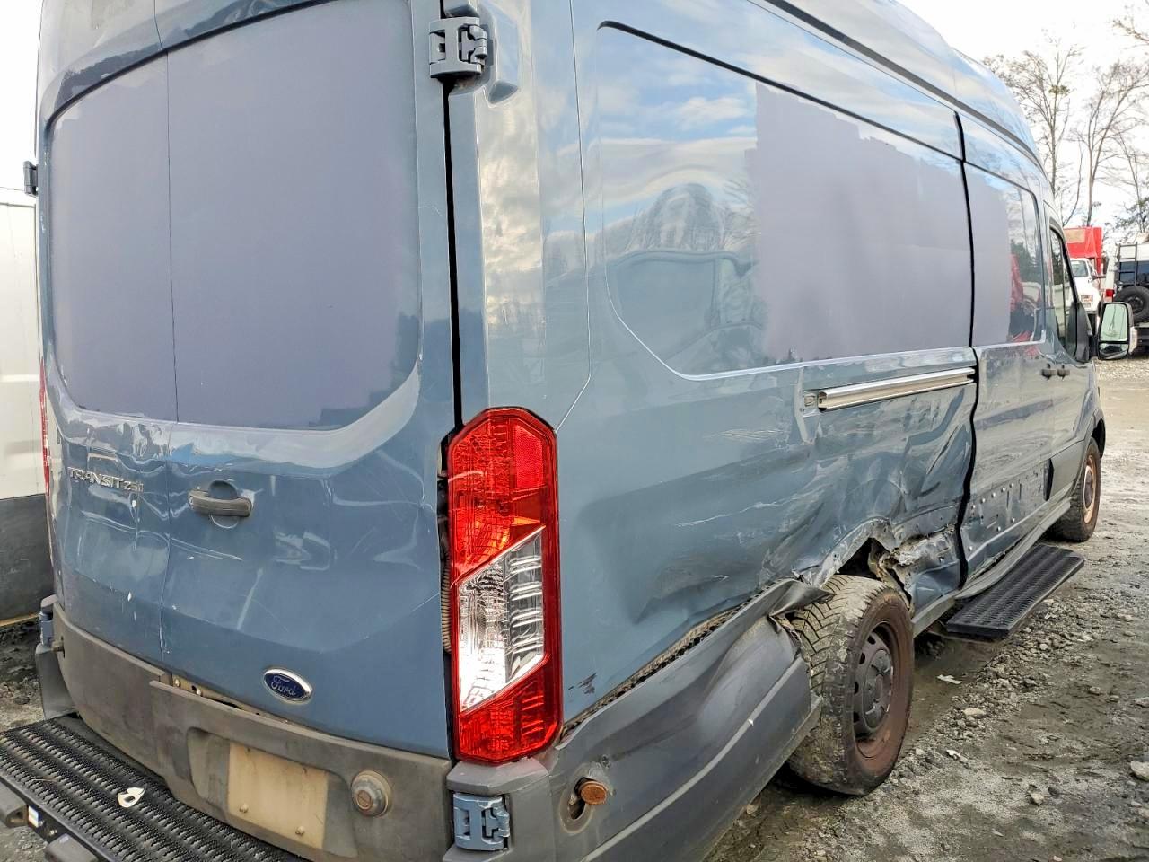 Ford Transit T-250