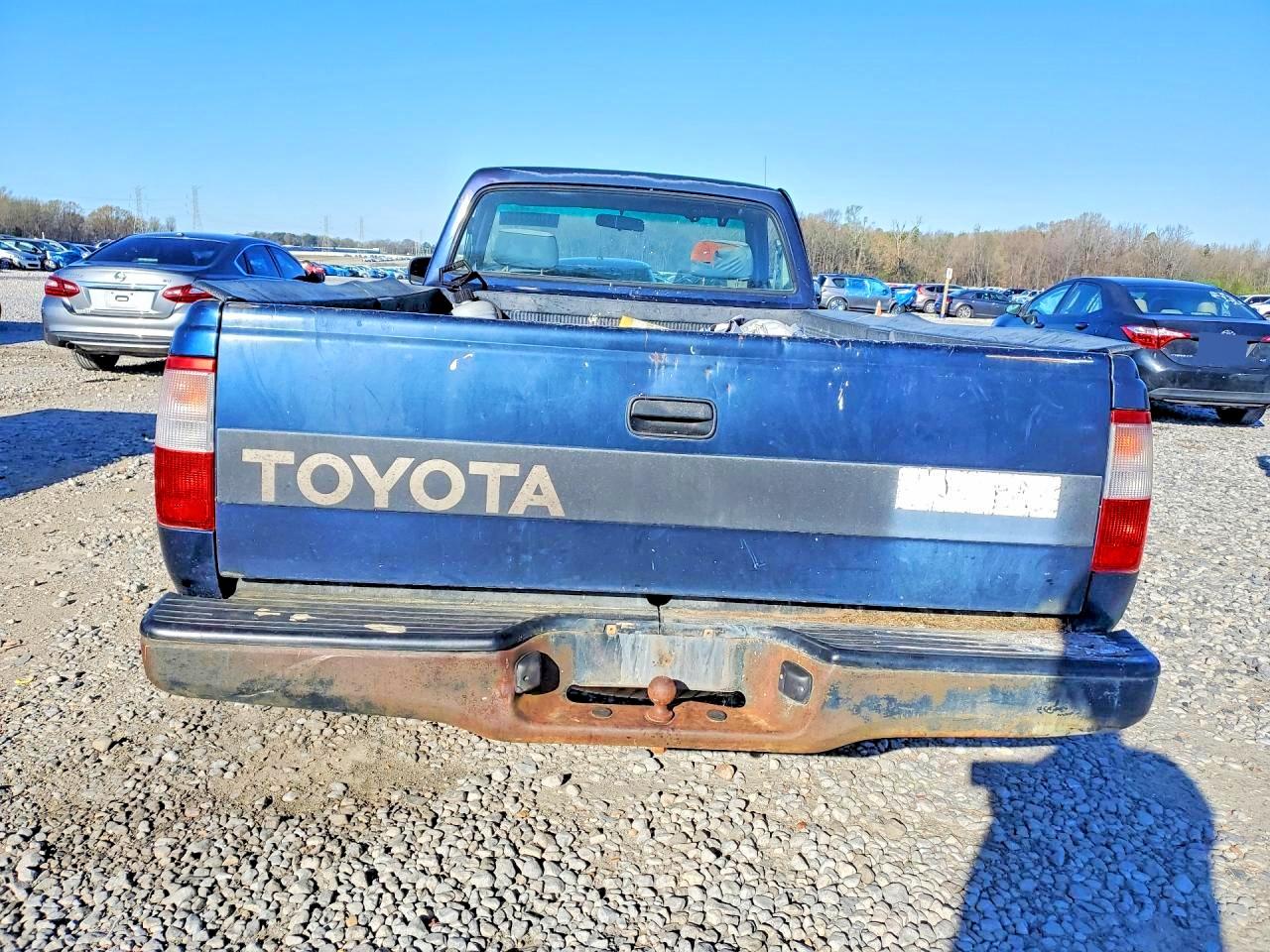 Toyota T100 Base