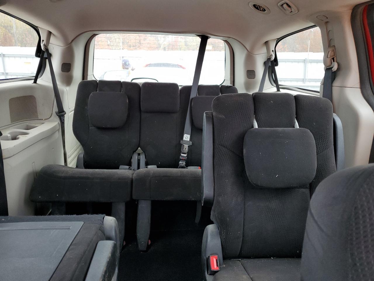 Dodge Caravan Sxt