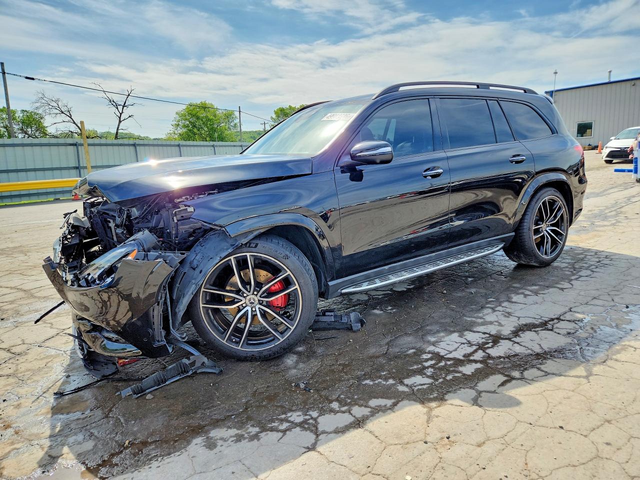 Salvage Mercedes-Benz Gls-class Image