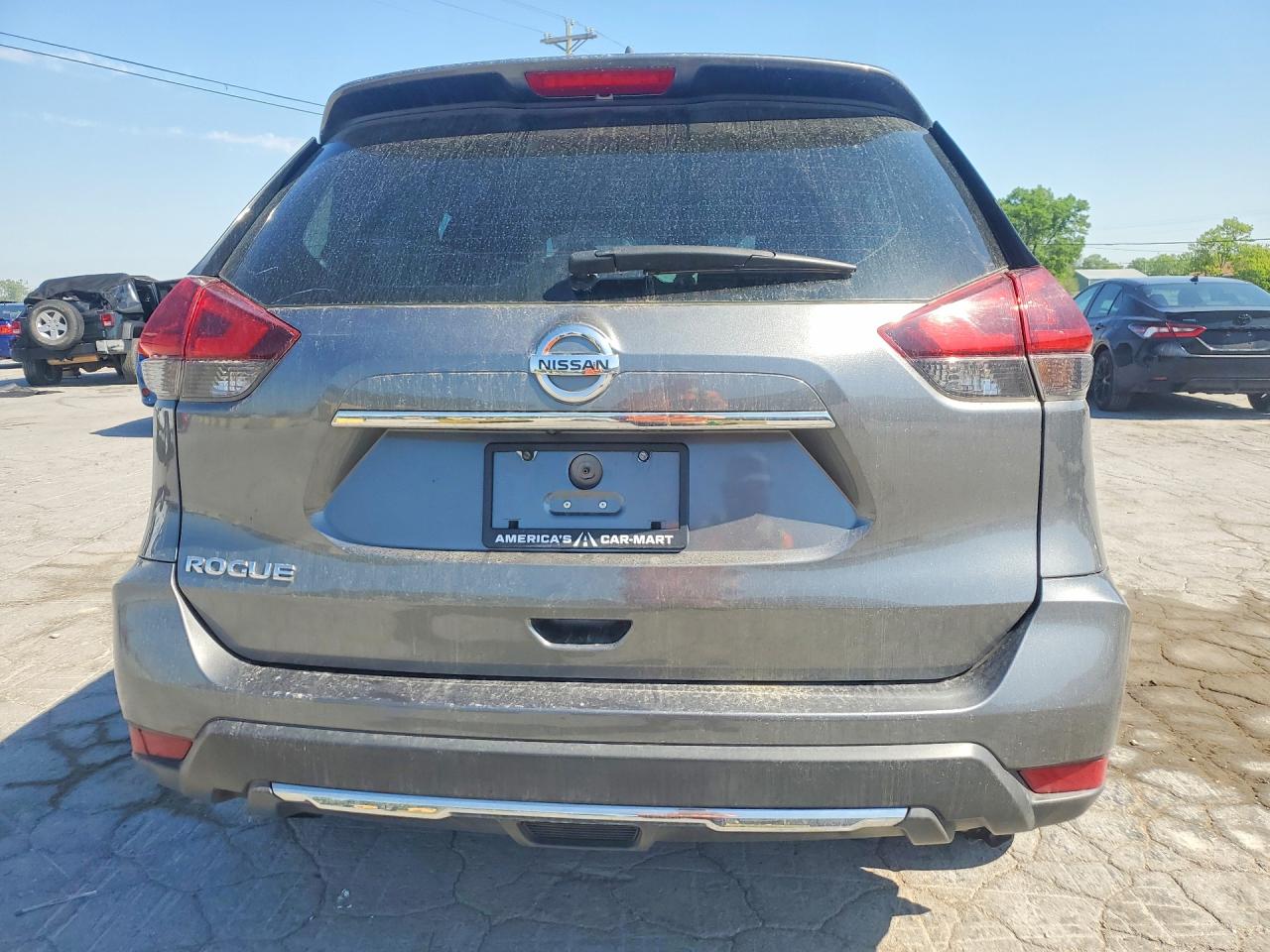 Nissan Rogue S