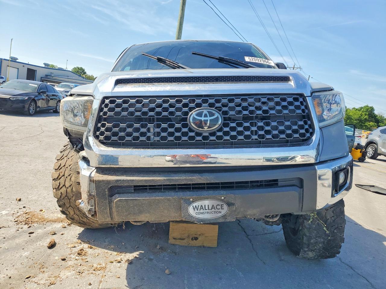 Toyota Tundra Sr5