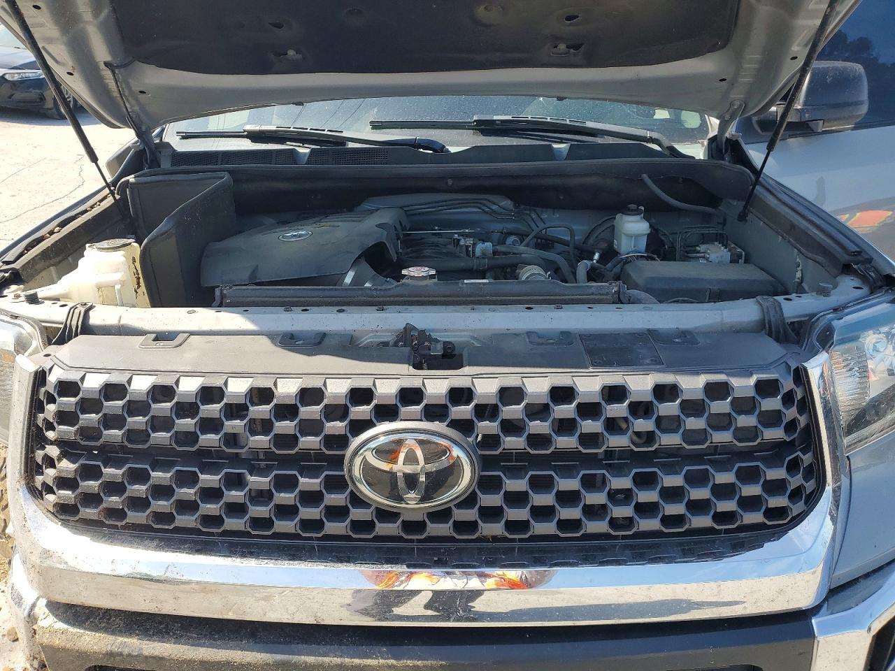 Toyota Tundra Sr5