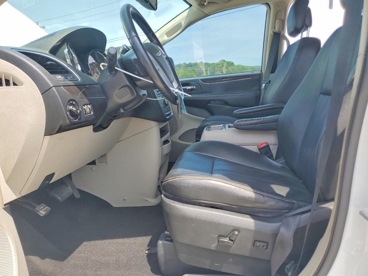Chrysler Minivan Touring