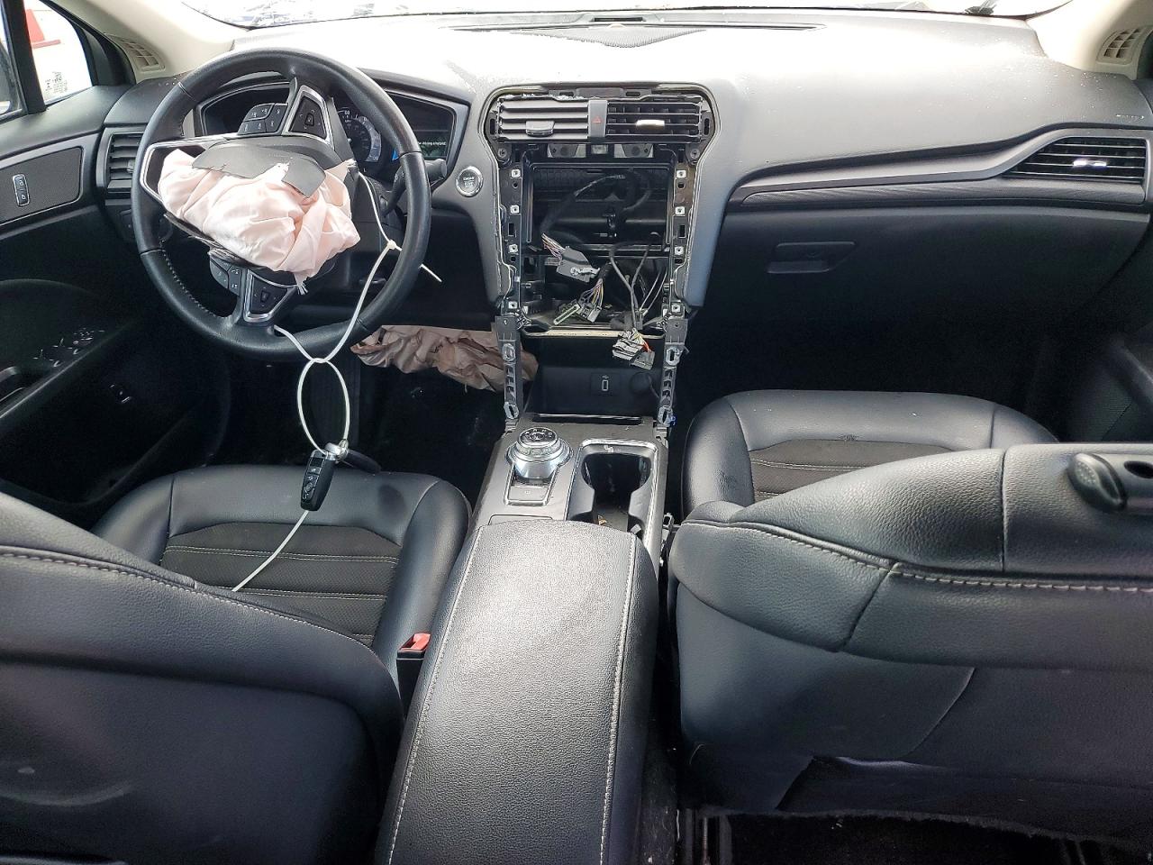 Ford Fusion Se Hybrid