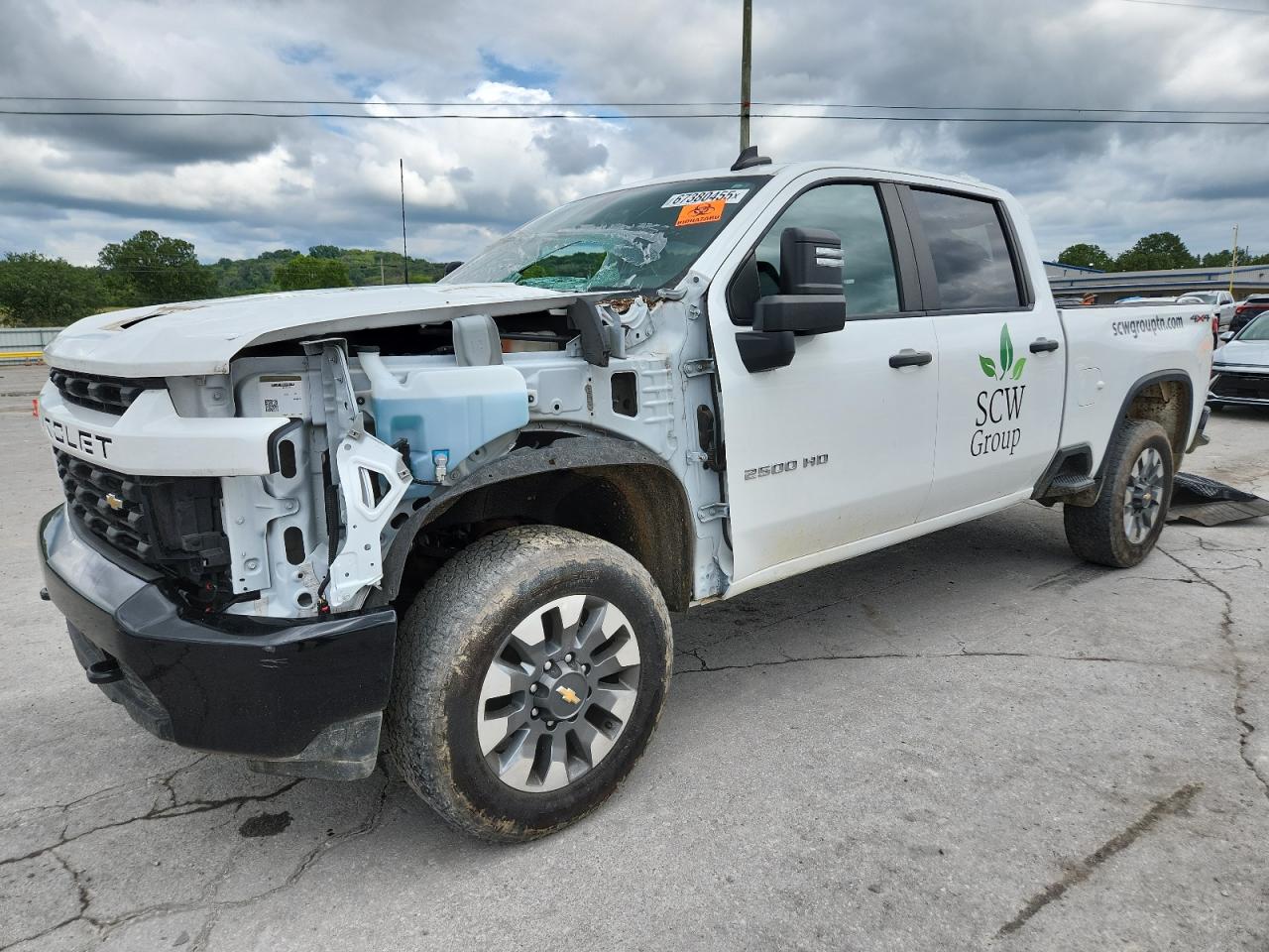 Salvage Chevrolet Silverado Image