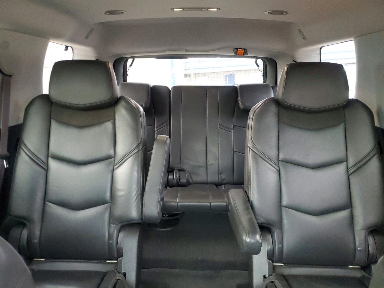 Cadillac Escalade Premium