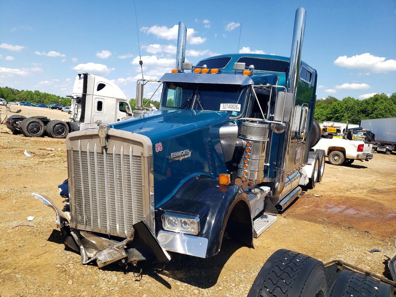 Kenworth W900