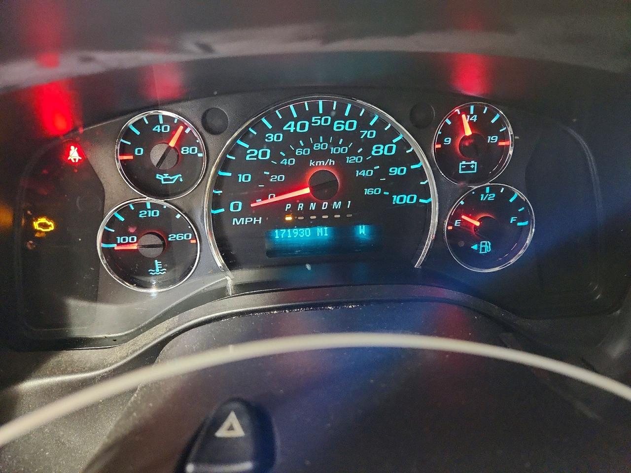 Chevrolet Express Lt