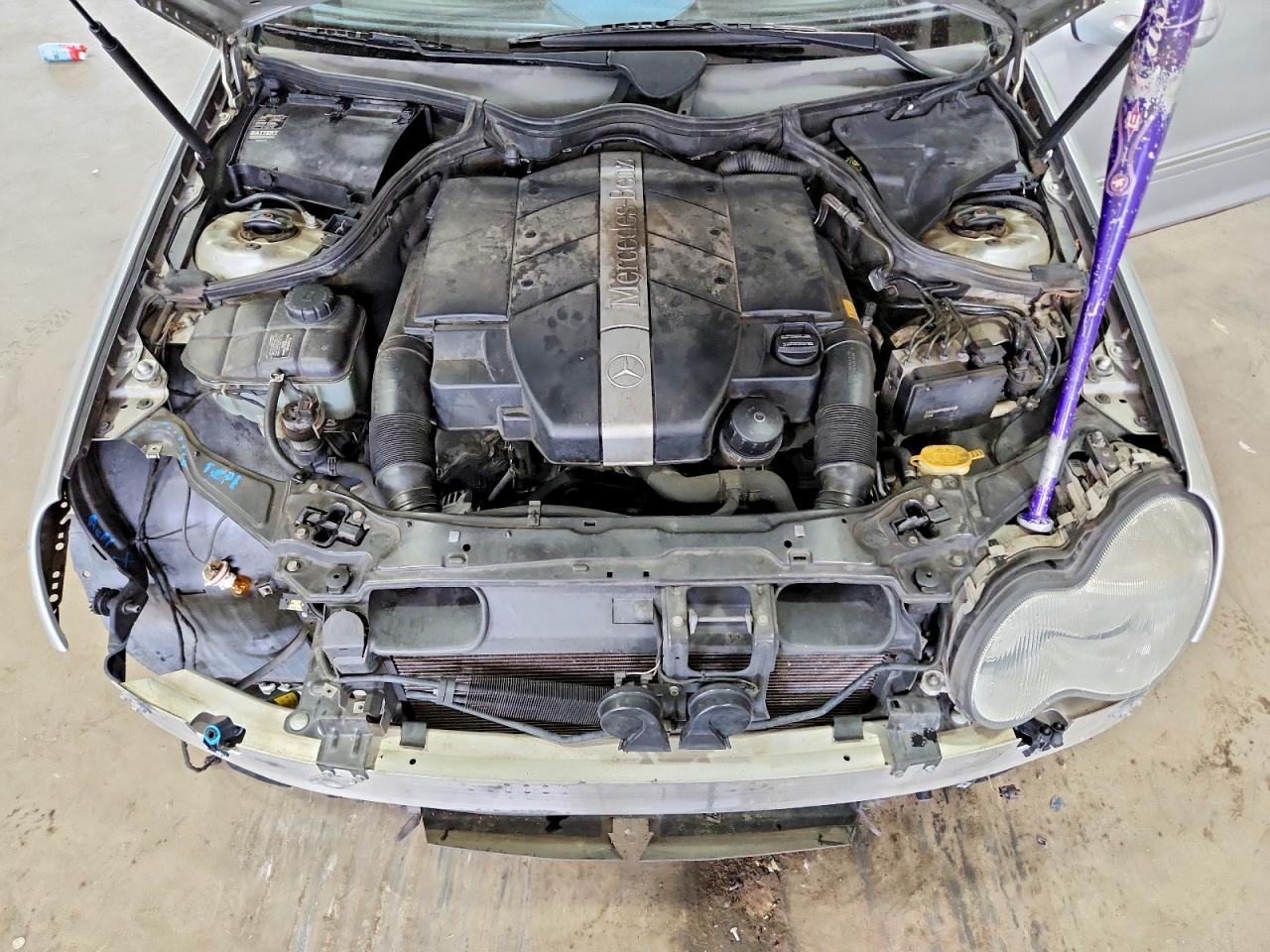 Mercedes-Benz C-Class 240
