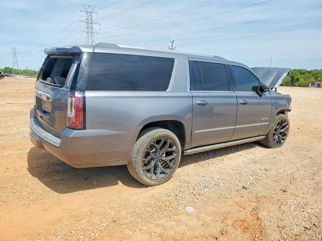 GMC Yukon Denali