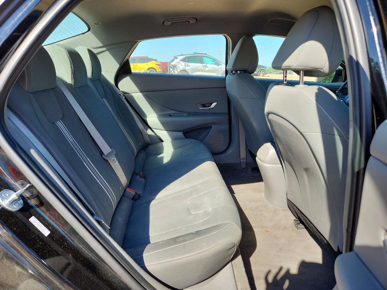 Hyundai ELANTRA Sel