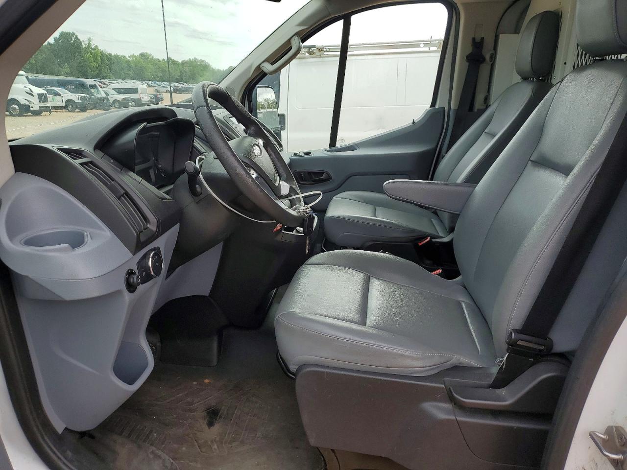 Ford Transit T-150