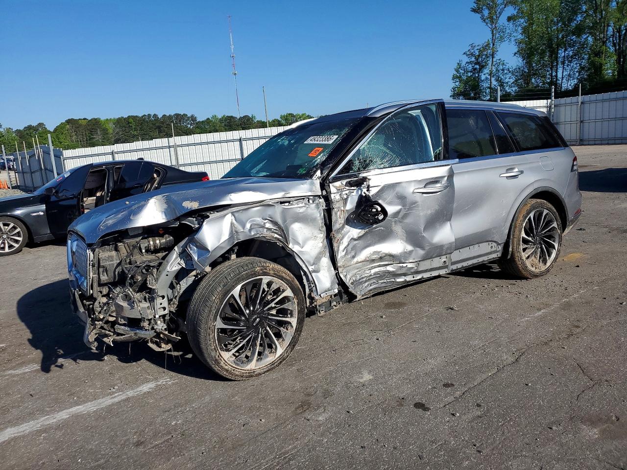 Salvage Lincoln Aviator Image