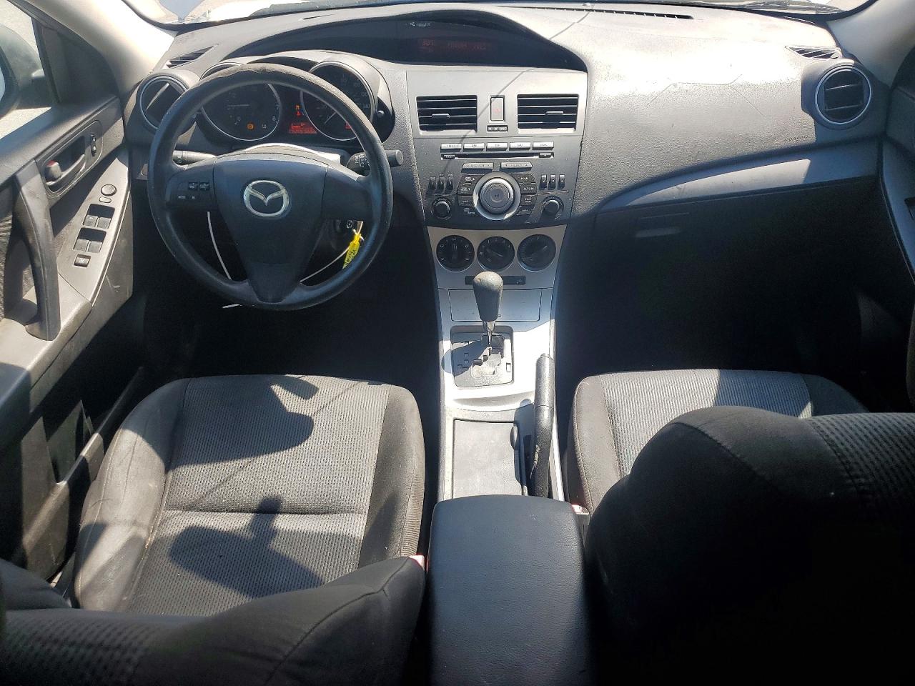 Mazda 3 I I
