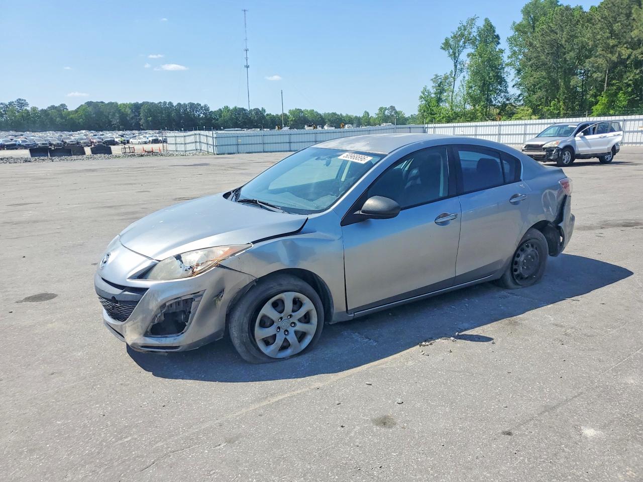 Salvage Mazda 3 I Image