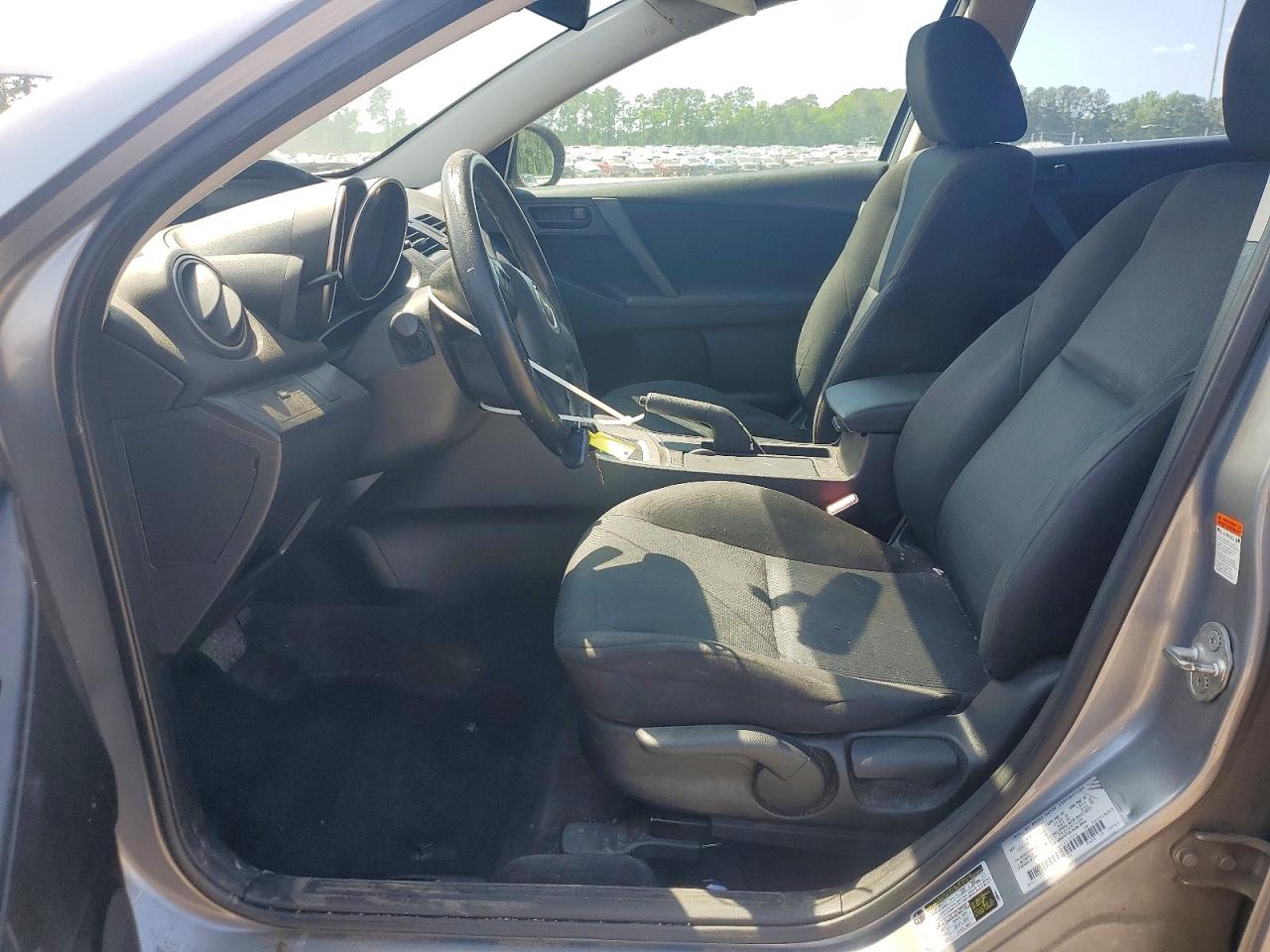 Mazda 3 I I