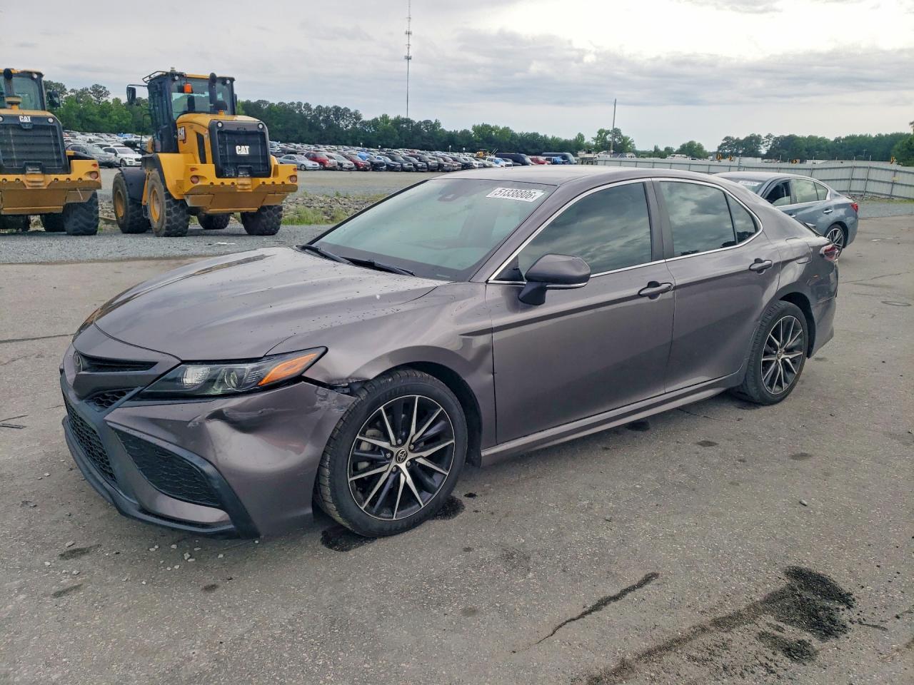 Salvage Toyota Camry Image