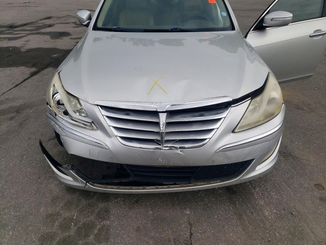 Hyundai Gensis