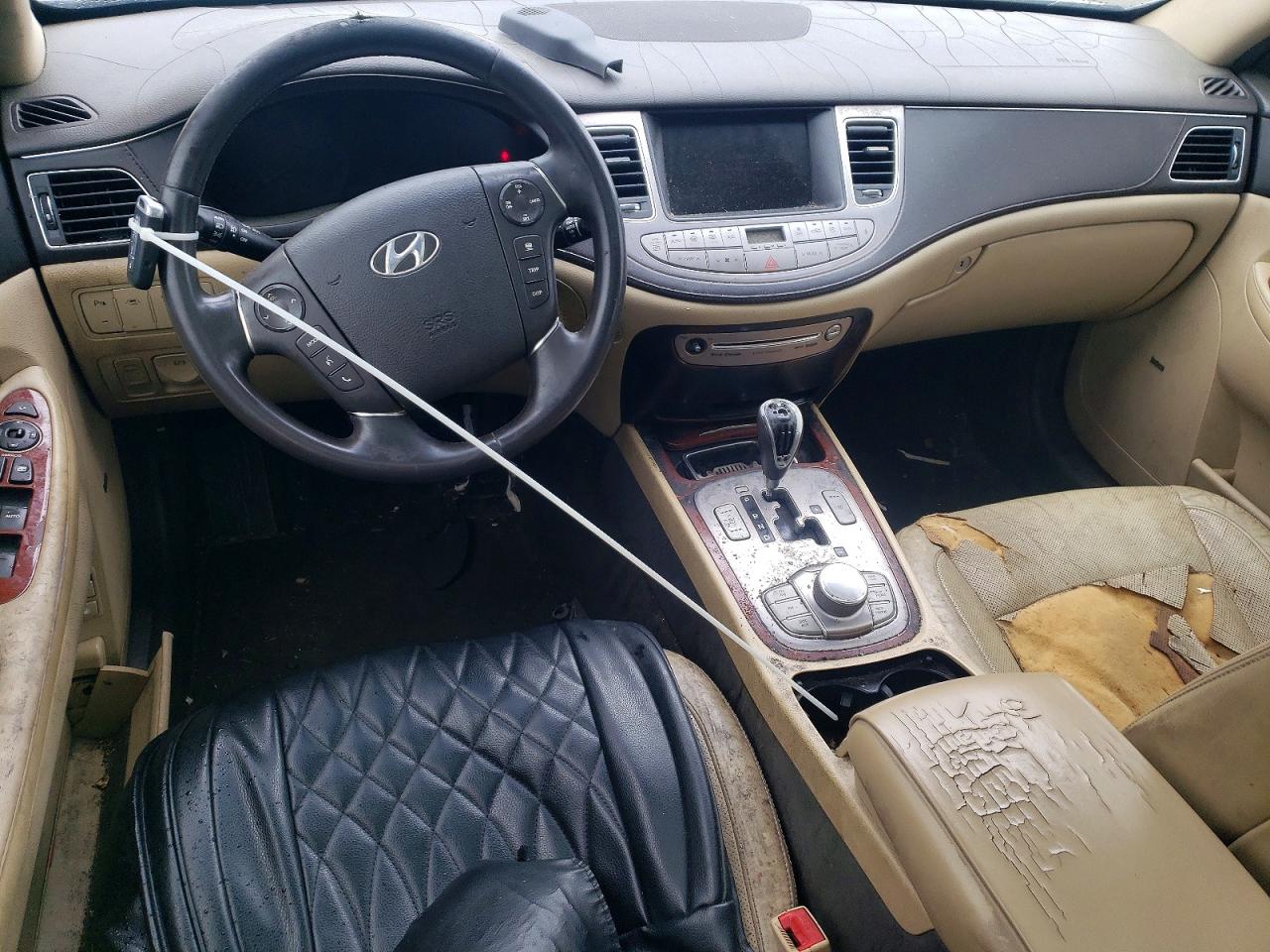 Hyundai Gensis