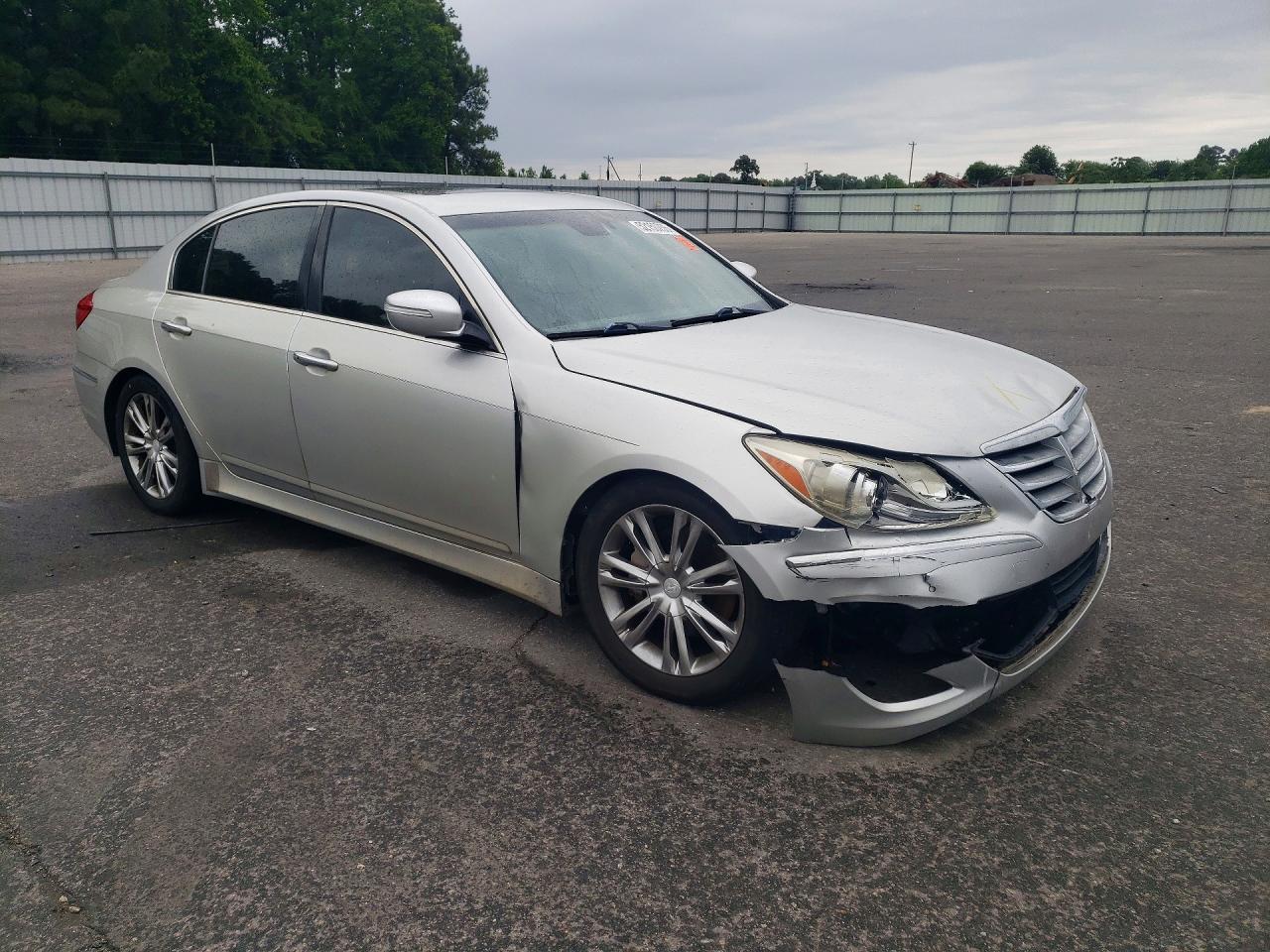 Hyundai Gensis