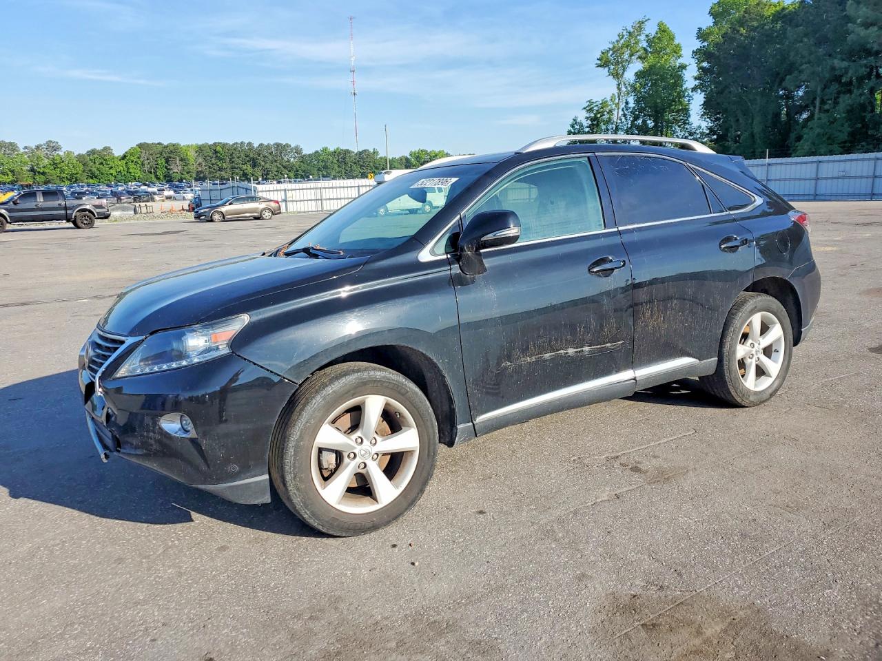 Salvage Lexus RX Image